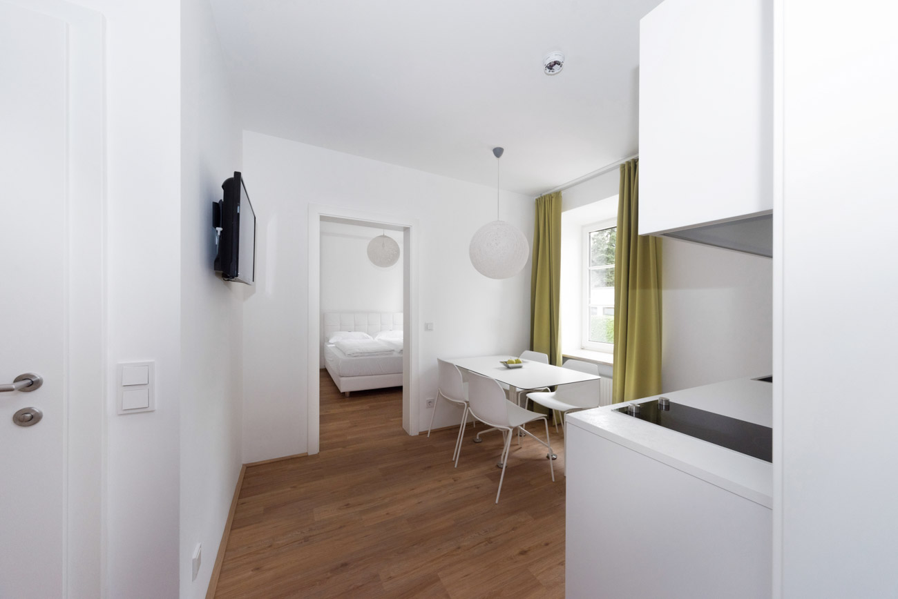 Ferienwohnung / Apartment in Salzburg: bis 4 Personen (3 Räume)