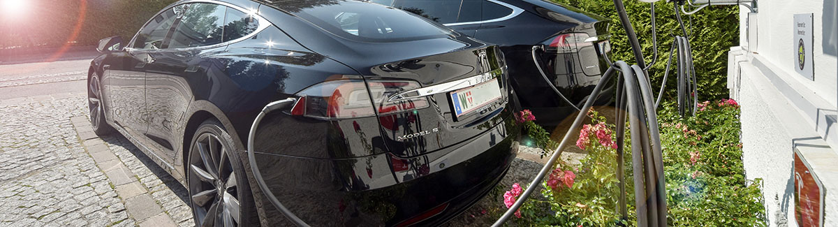 Tesla-Ladestation in Salzburg, E-Tankstelle E-Mobility Hotel Salzburg-Stadt